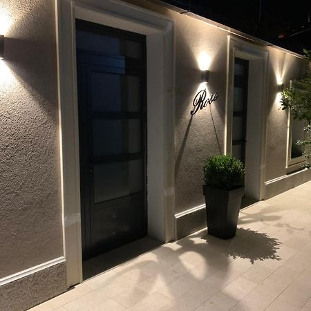 Rose Downtown Apartamento Podgorica Exterior foto