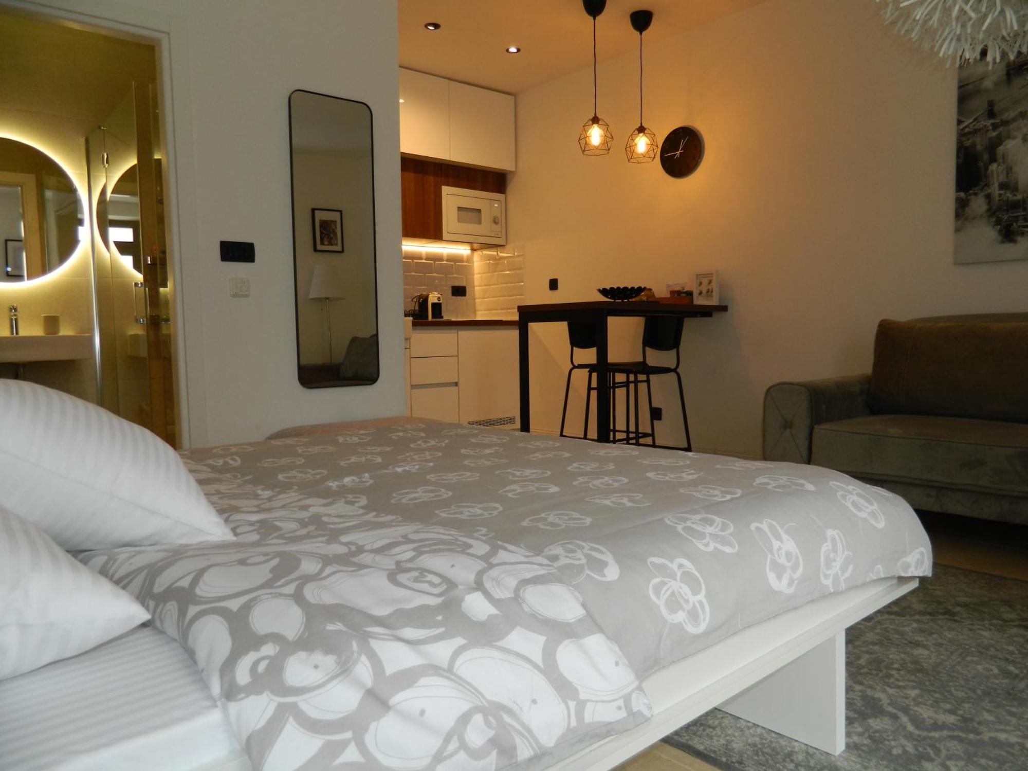 Rose Downtown Apartamento Podgorica Exterior foto