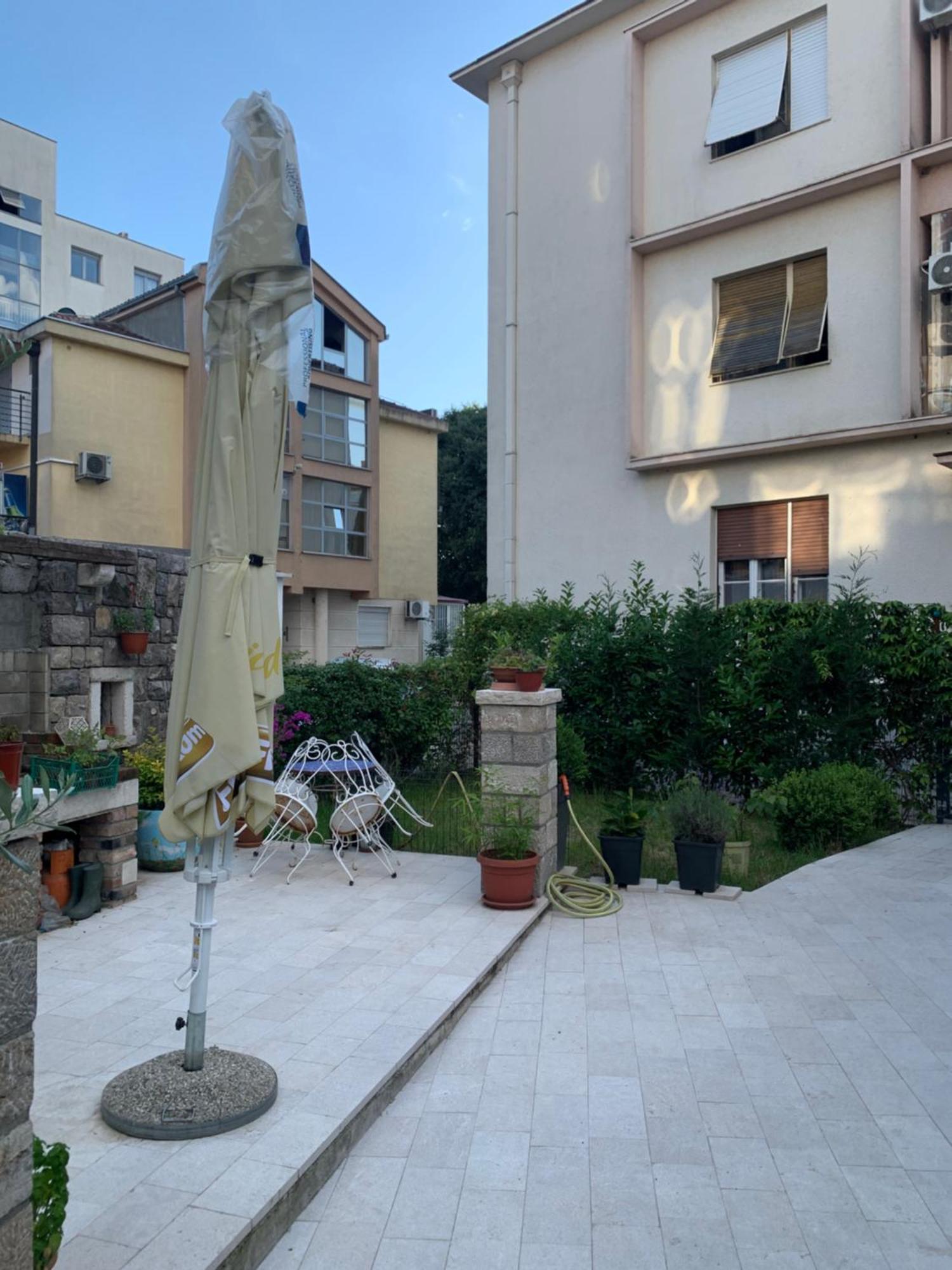 Rose Downtown Apartamento Podgorica Exterior foto
